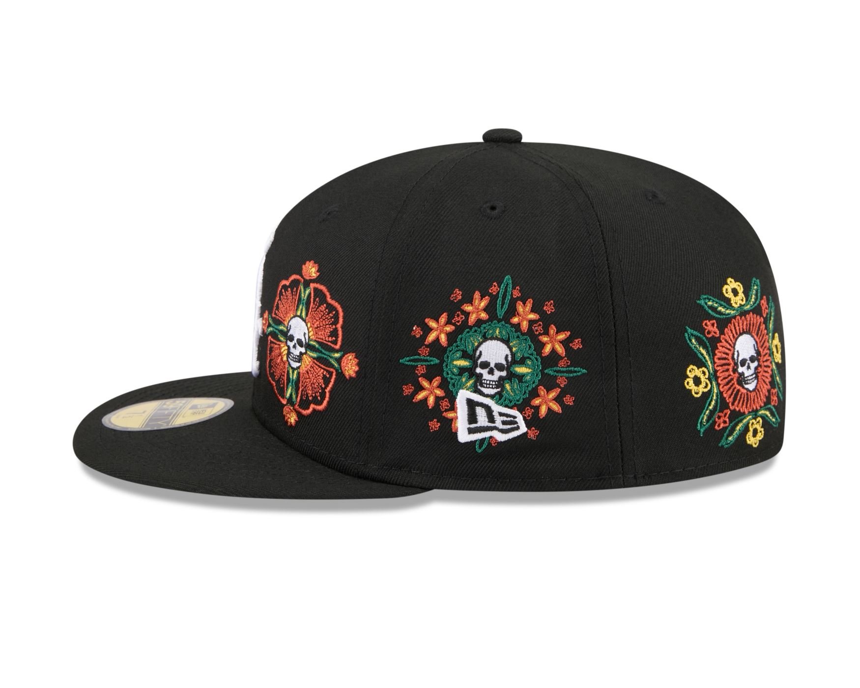 Bone New Era 59FIFTY Chicago White Sox MLB Skull & Roses Preto Preto 7