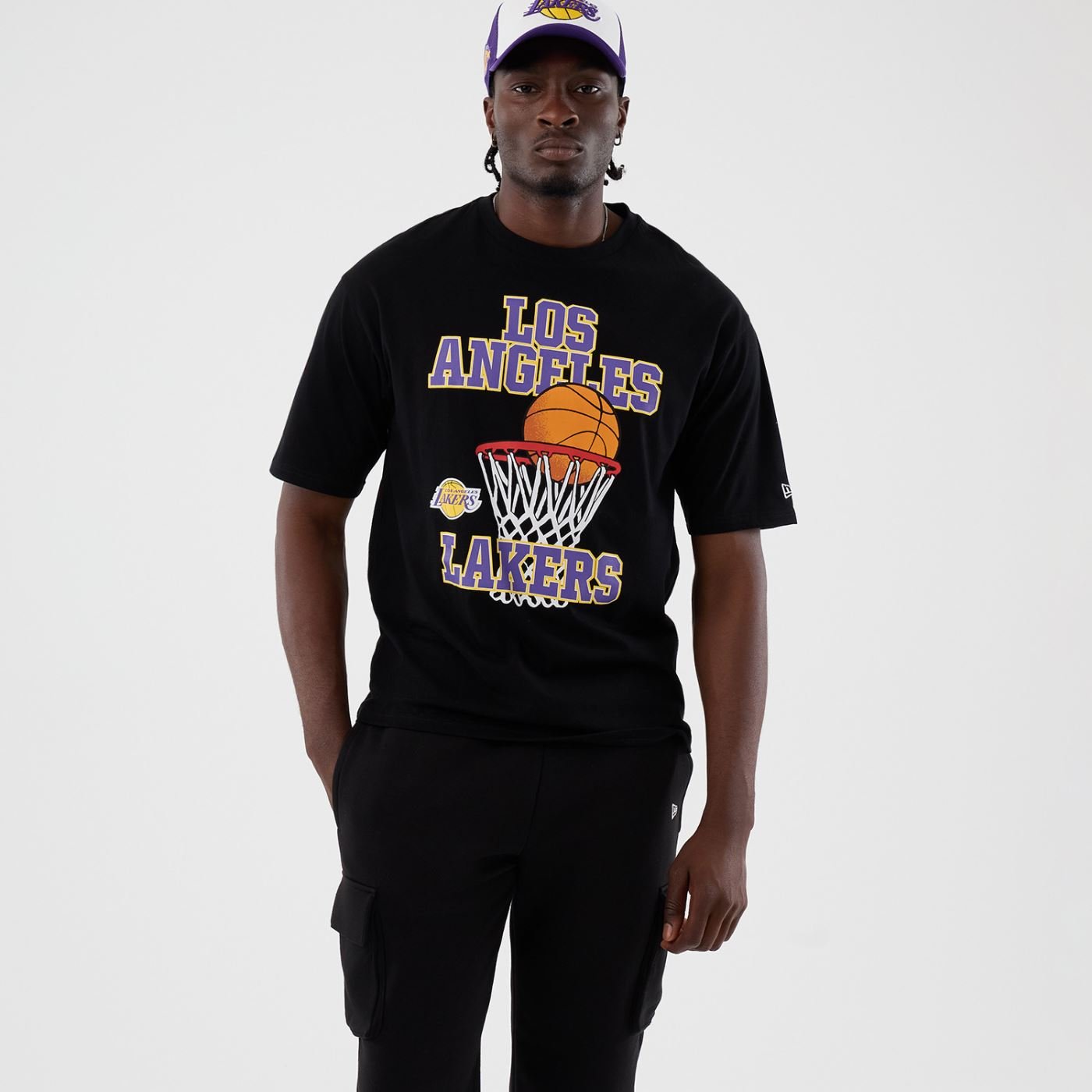 Camiseta New Era Regular  Los Angeles Lakers Preto