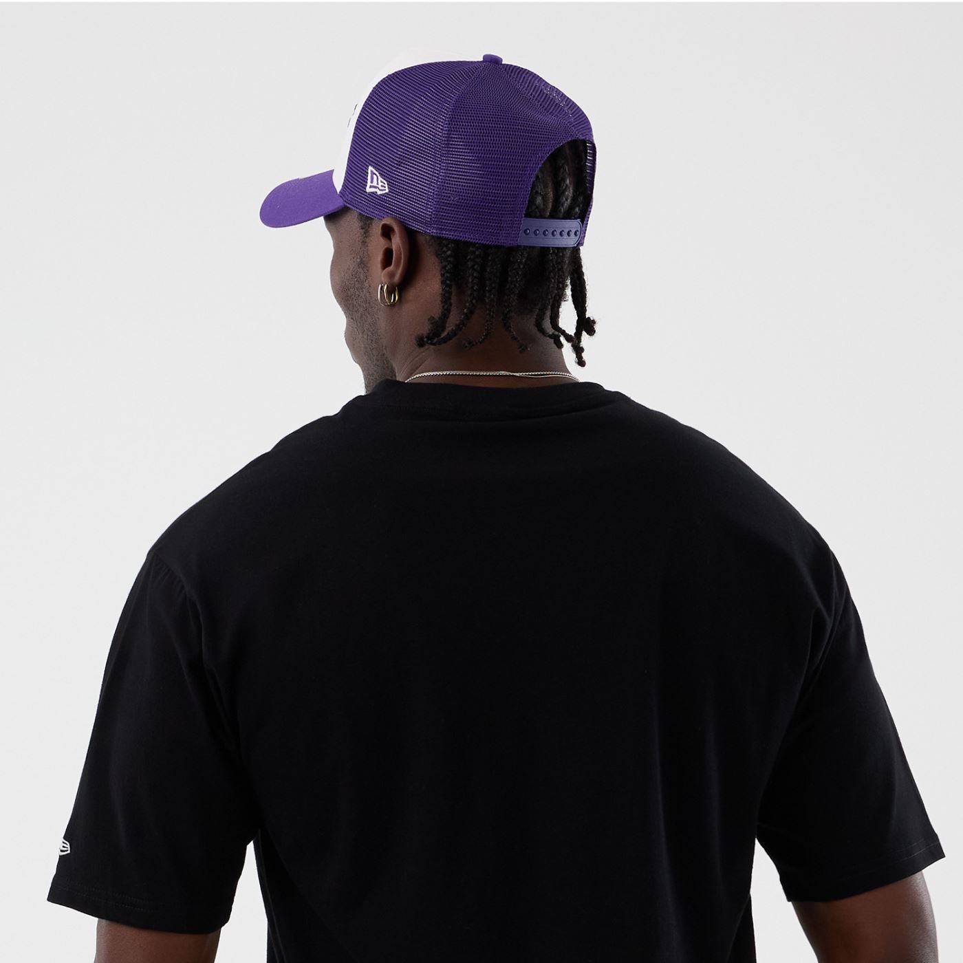 Camiseta New Era Regular  Los Angeles Lakers Preto Preto 5