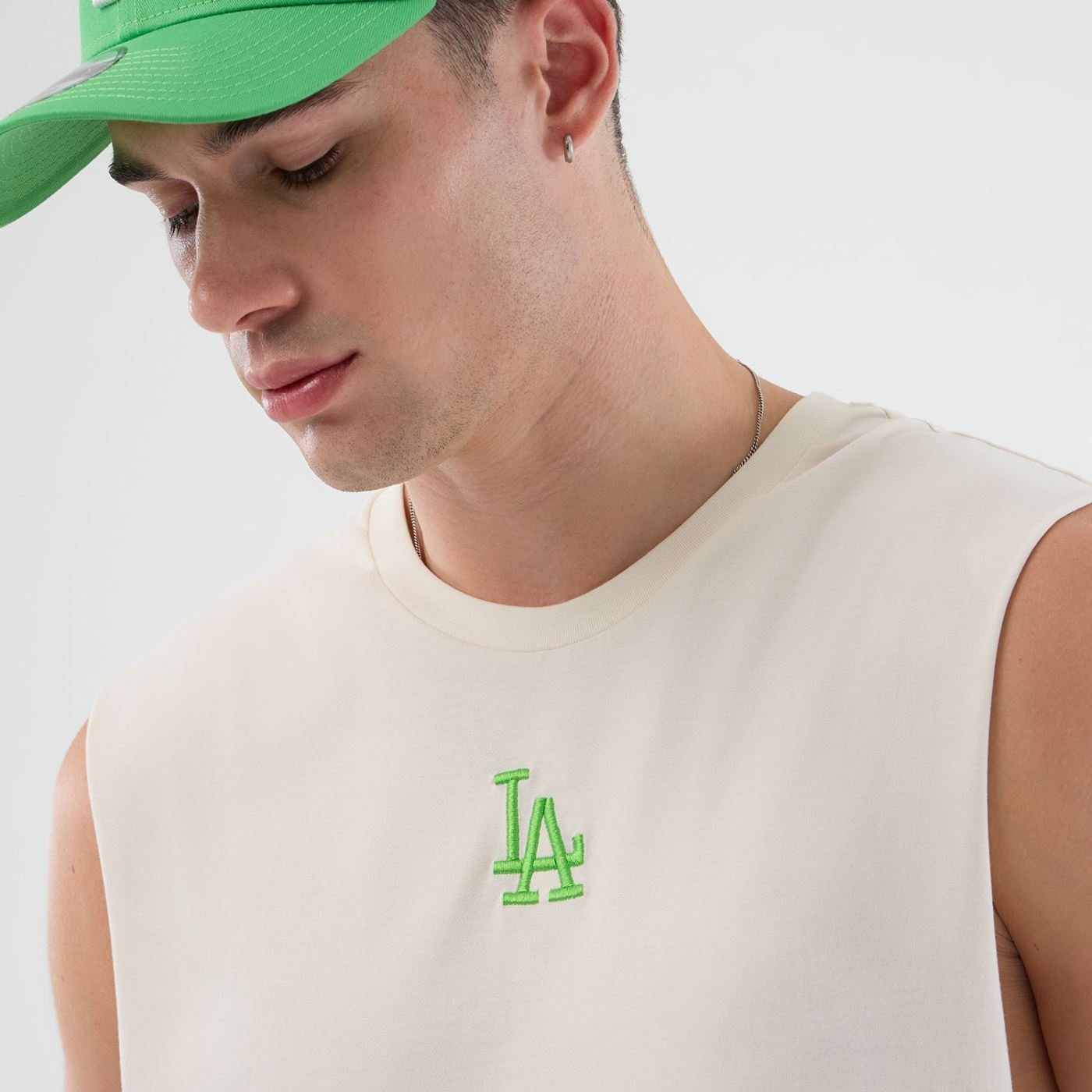 Regata New Era Basica Los Angeles Dodgers  Off White Off White 2