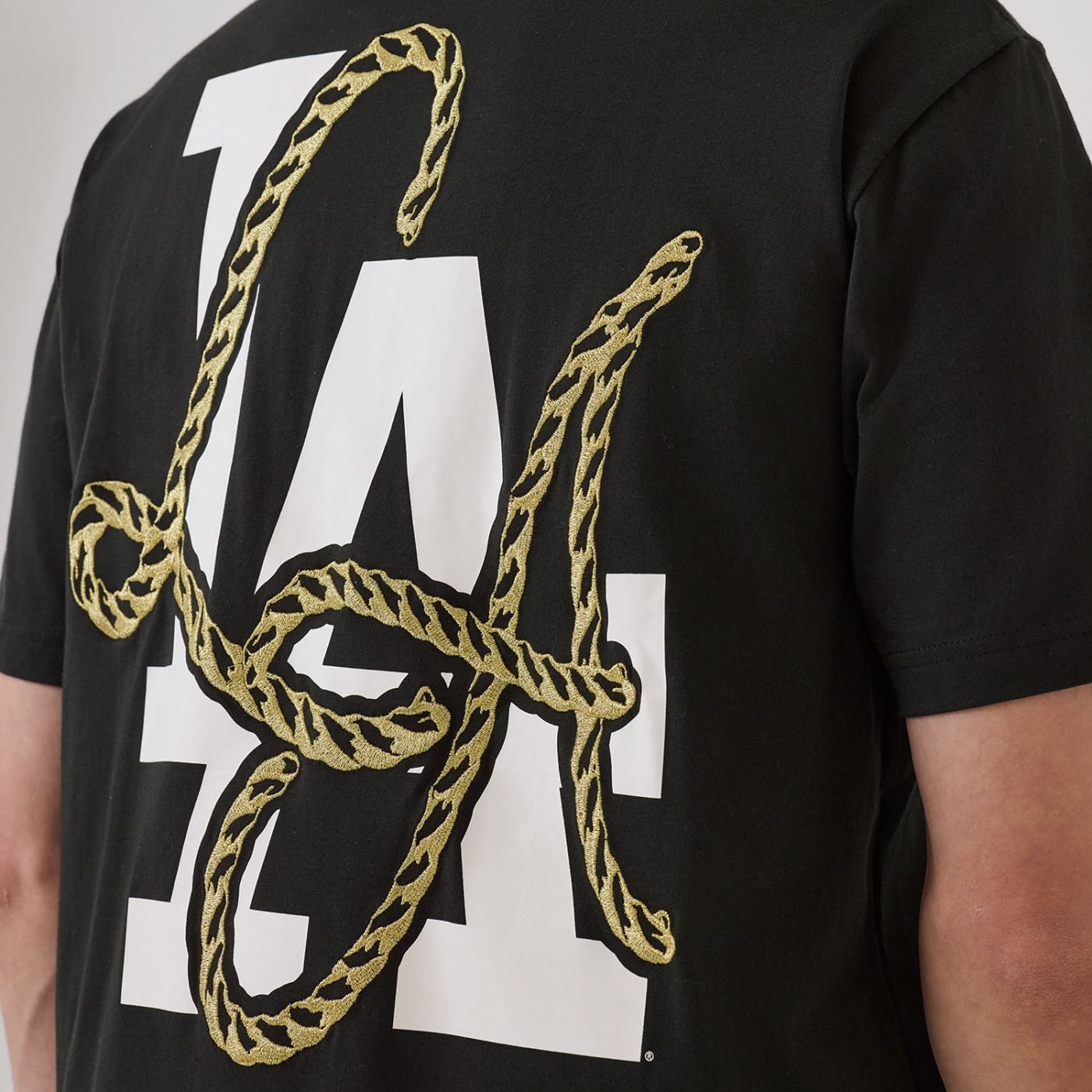 Camiseta New Era Regular  Los Angeles Dodgers  Preto Preto 6
