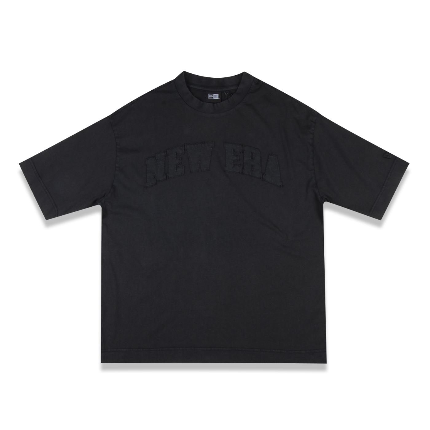 Camiseta New Era Regular Booking Program  Preto