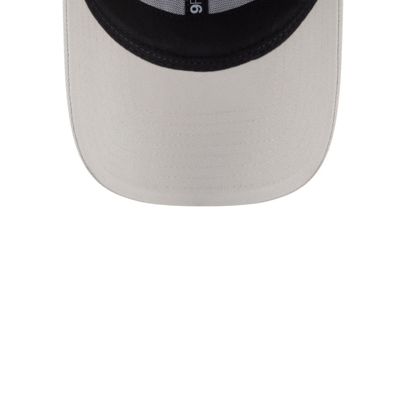 Bone New Era 9FORTY Rick And Morty  Bege Bege 5