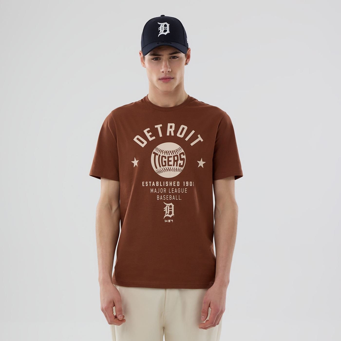 Camiseta New Era Regular Detroit Tigers Marrom
