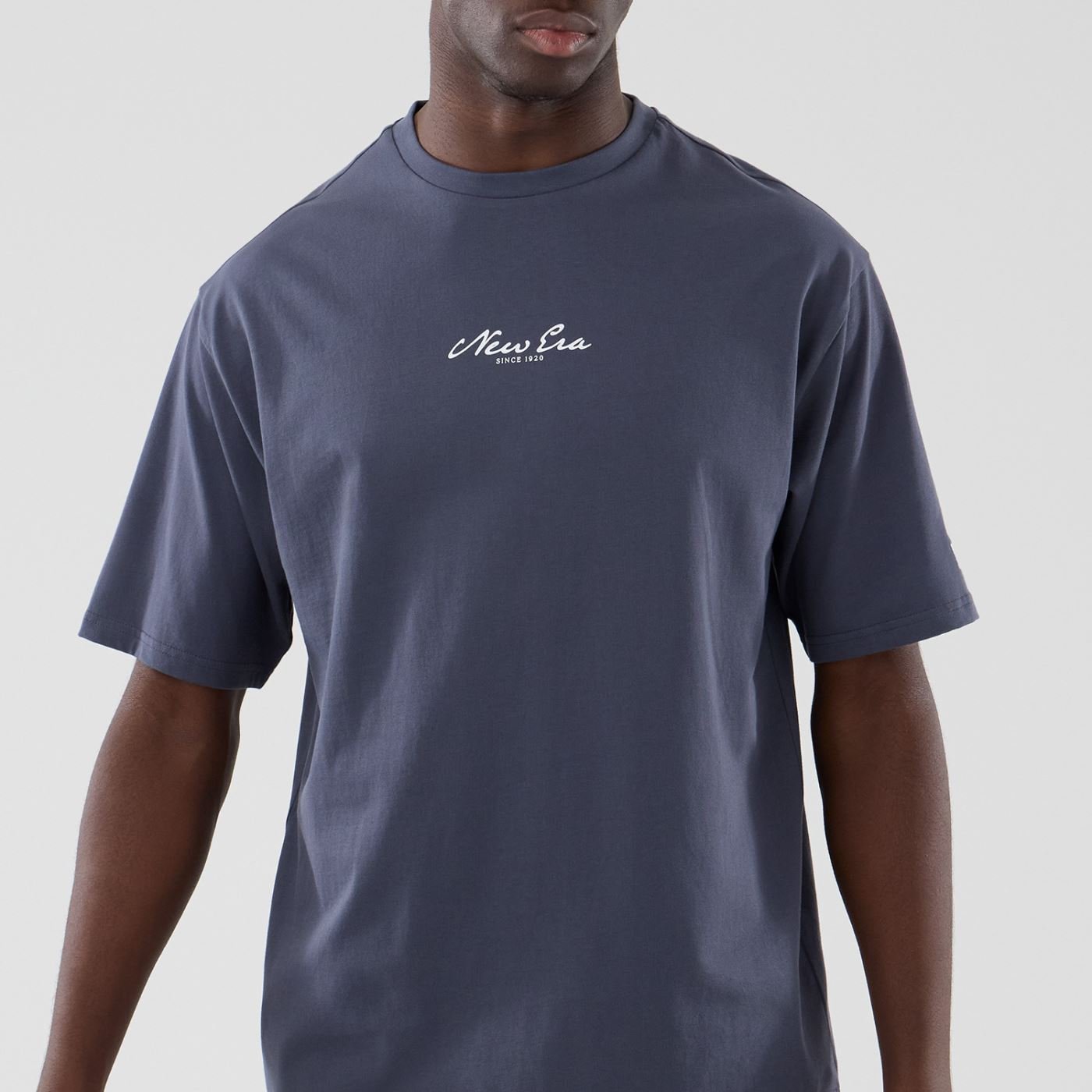 Camiseta New Era Branded Regular Cinza 2