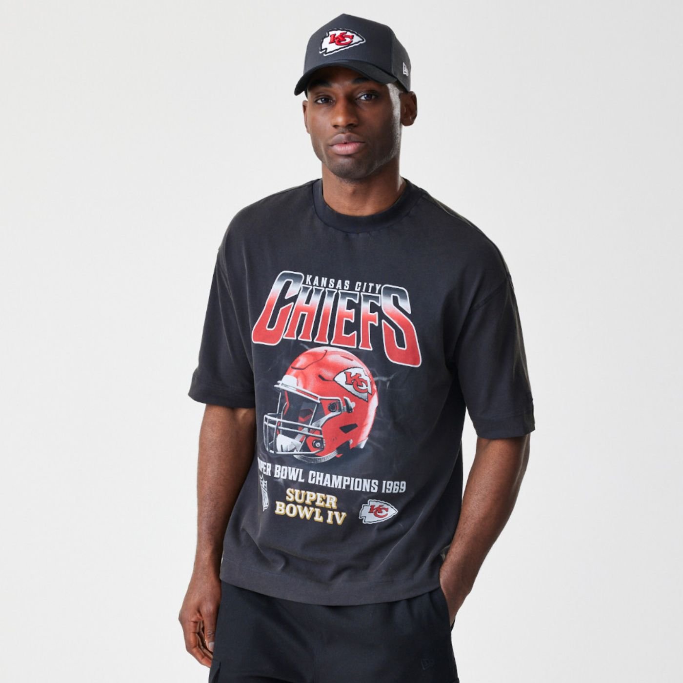 Camiseta New Era Regular Kansas City Chiefs NFL Preto
