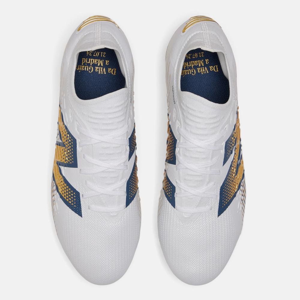 Chuteira Campo New Balance Tekela Pro Low Fg V4+ Unisex Branco 3