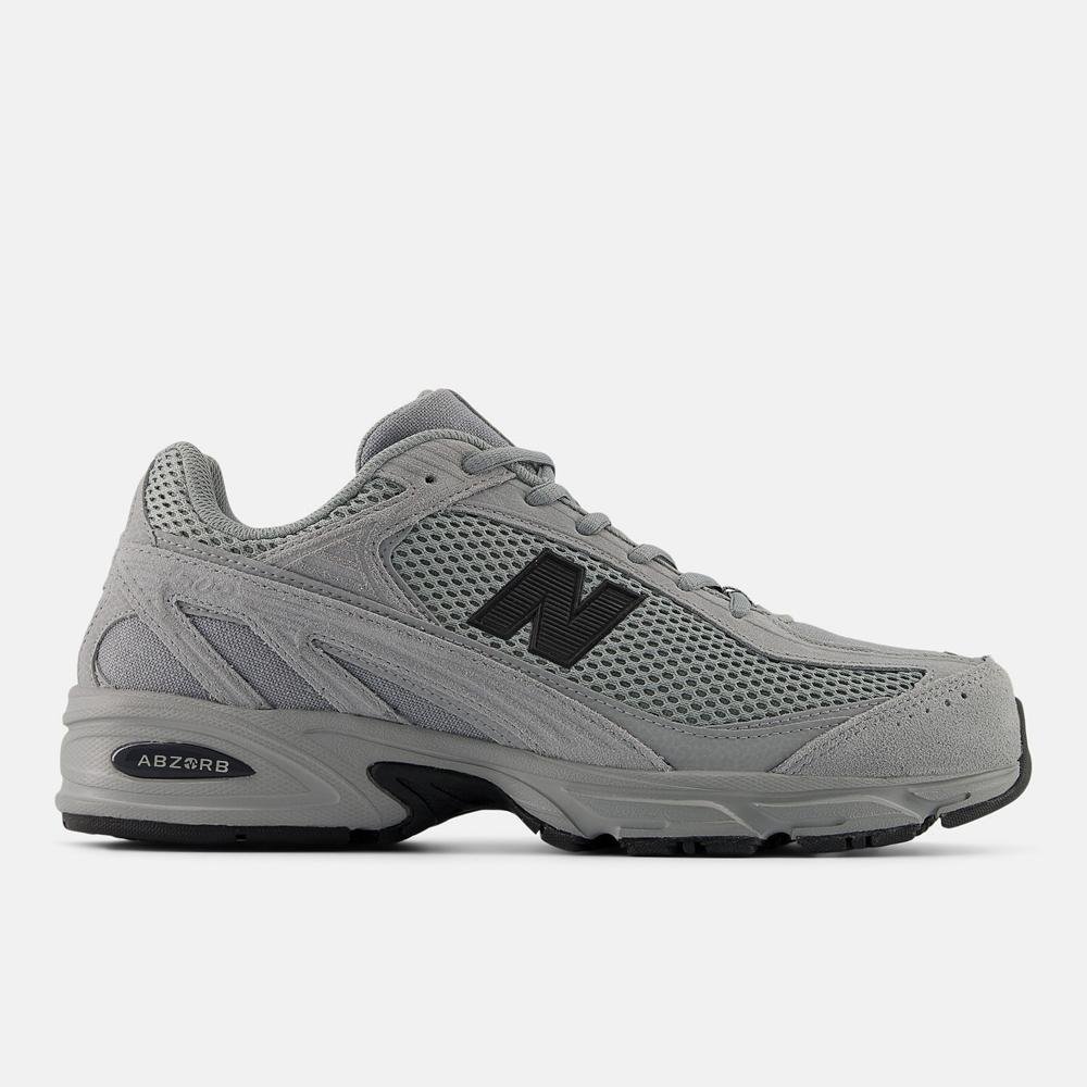 靴 new balance U2002RBL US8 Tênis New Balance U2002rbl 2002 Preto/Chumbo