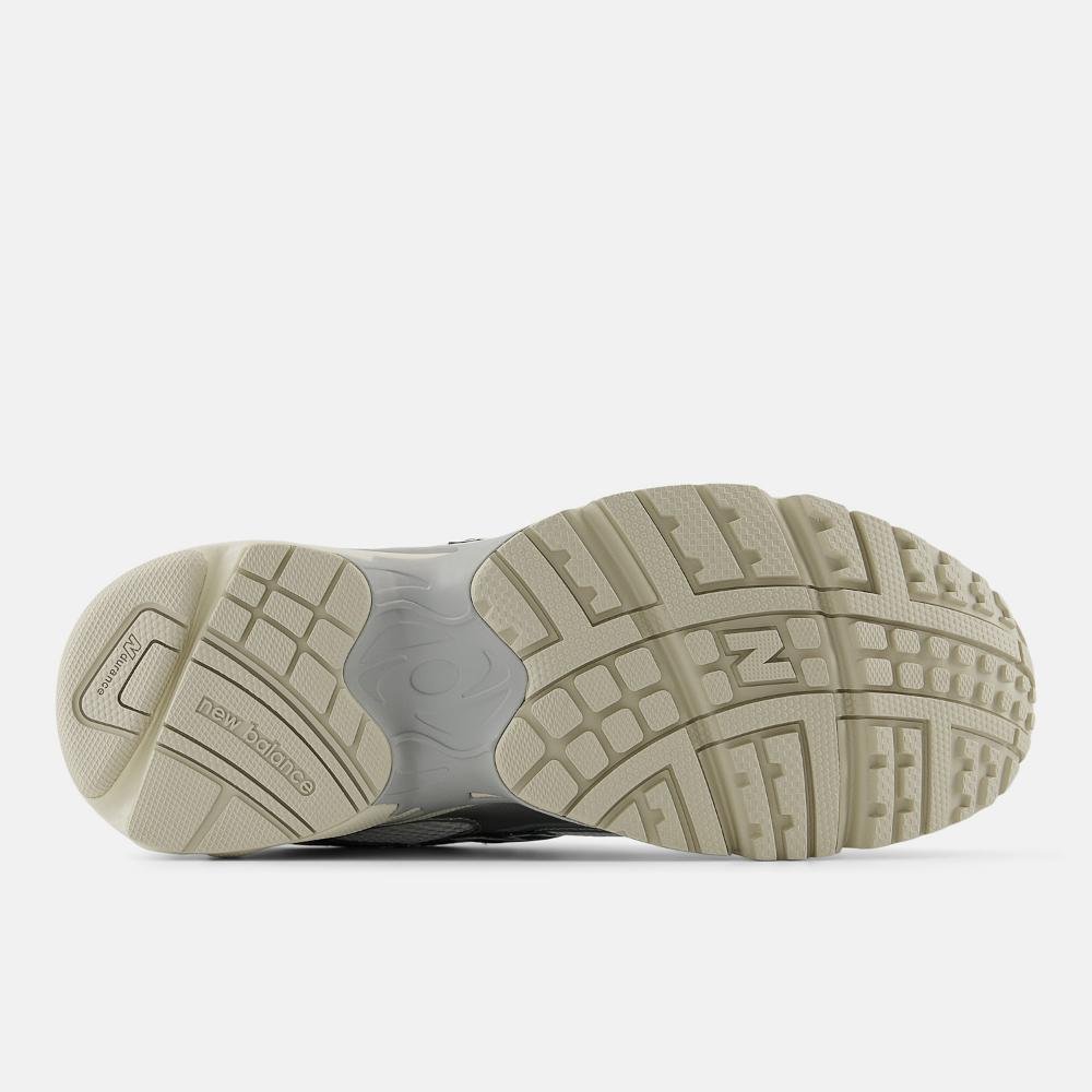 Tênis New Balance 725 Masculino Branco/Cinza 5