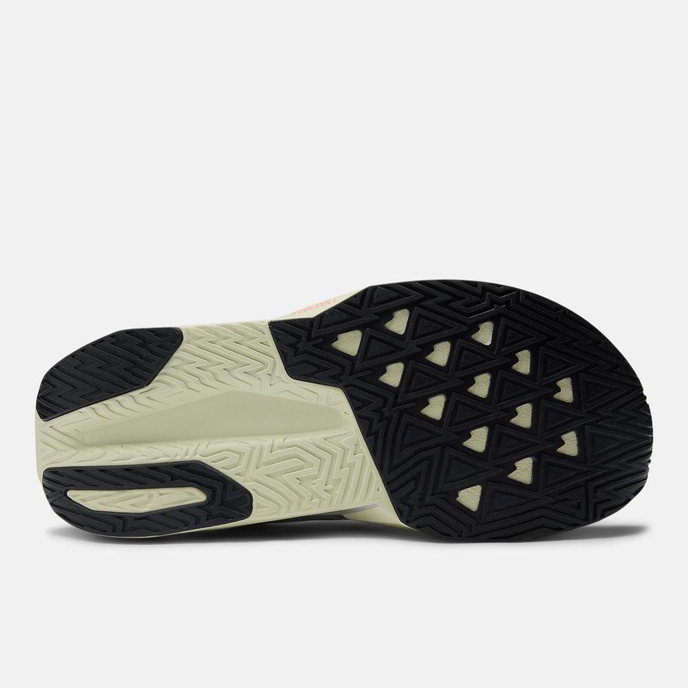 Tênis New Balance Fuelcell Rebel V5 Feminino Branco/Cinza 5