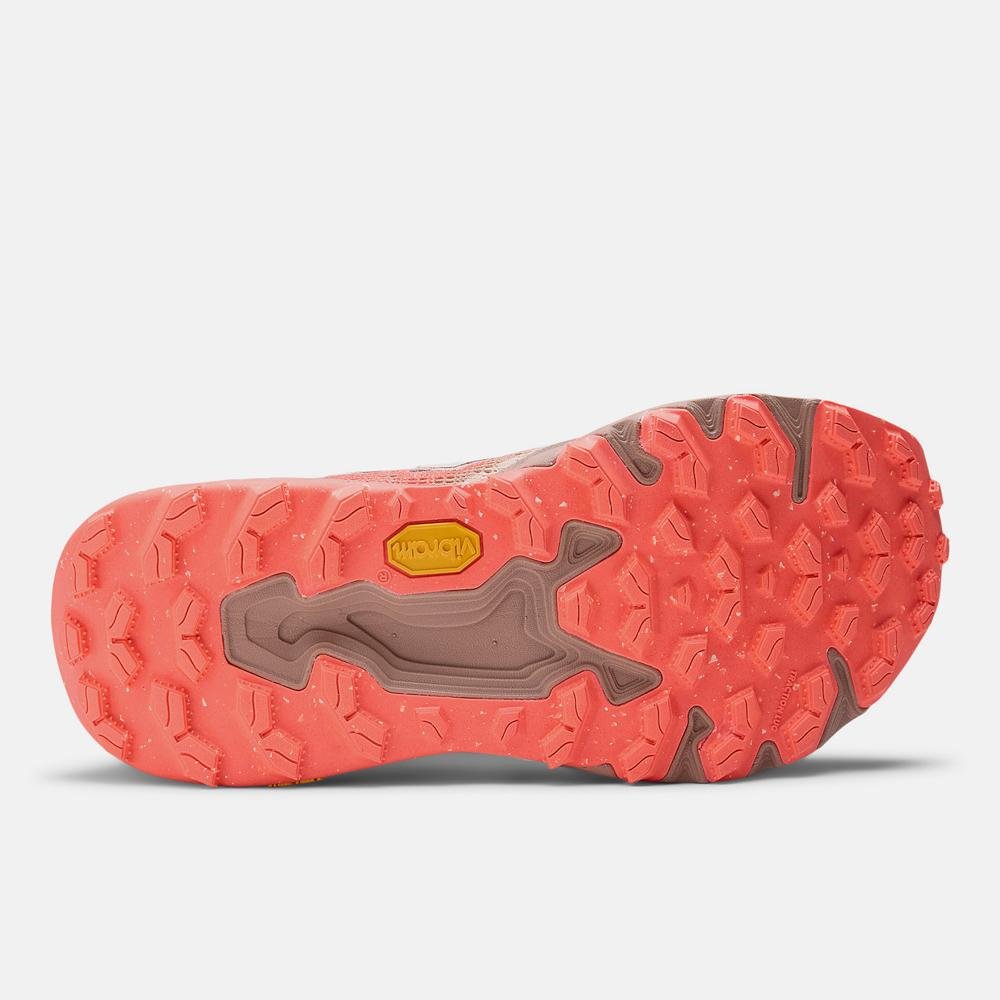 Tênis New Balance Fresh Foam X Hierro V9 Feminino Bege 5