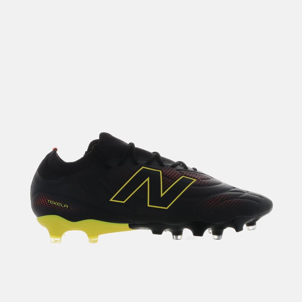Chuteira Campo New Balance Tekela Team Low Fg V5 Unisex Preto