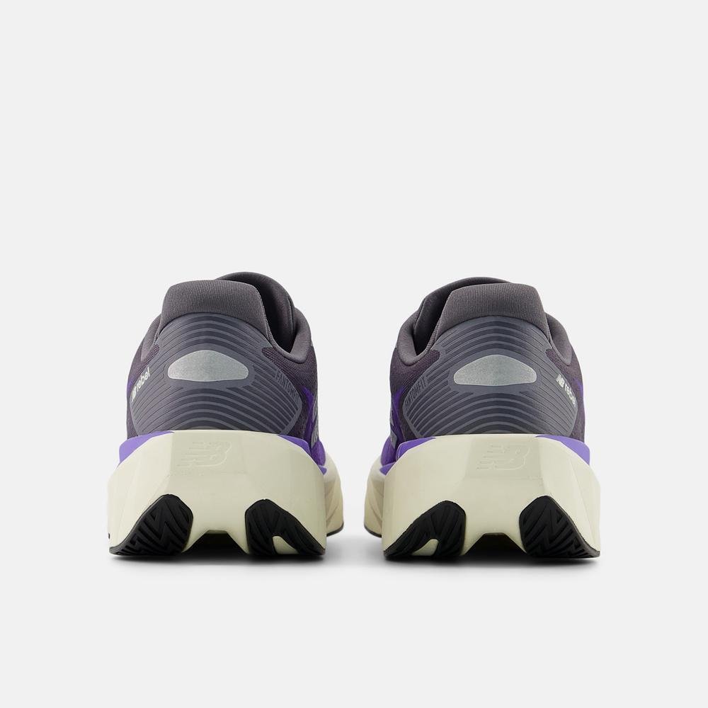 Tênis New Balance Fuelcell Rebel V5 Feminino Roxo 6