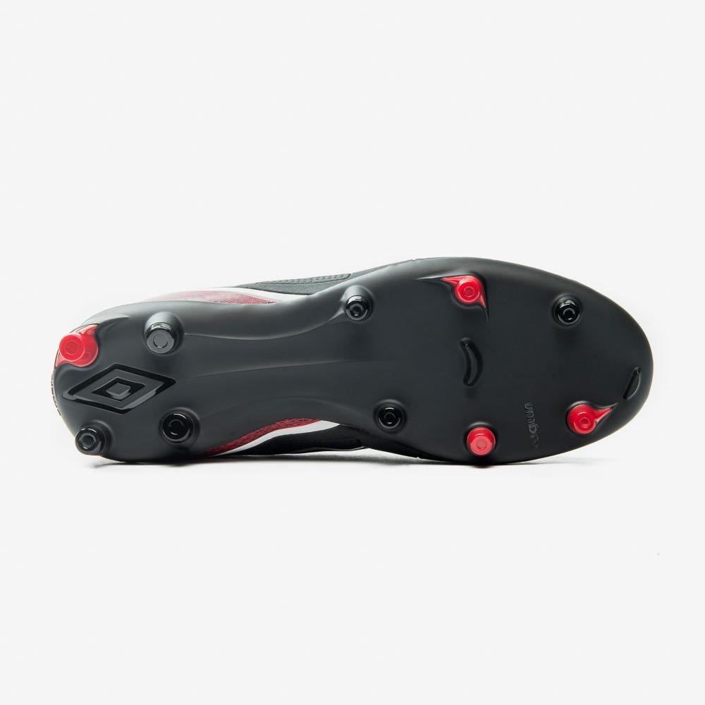 Chuteira Campo Umbro Attak Eternal Preto 5
