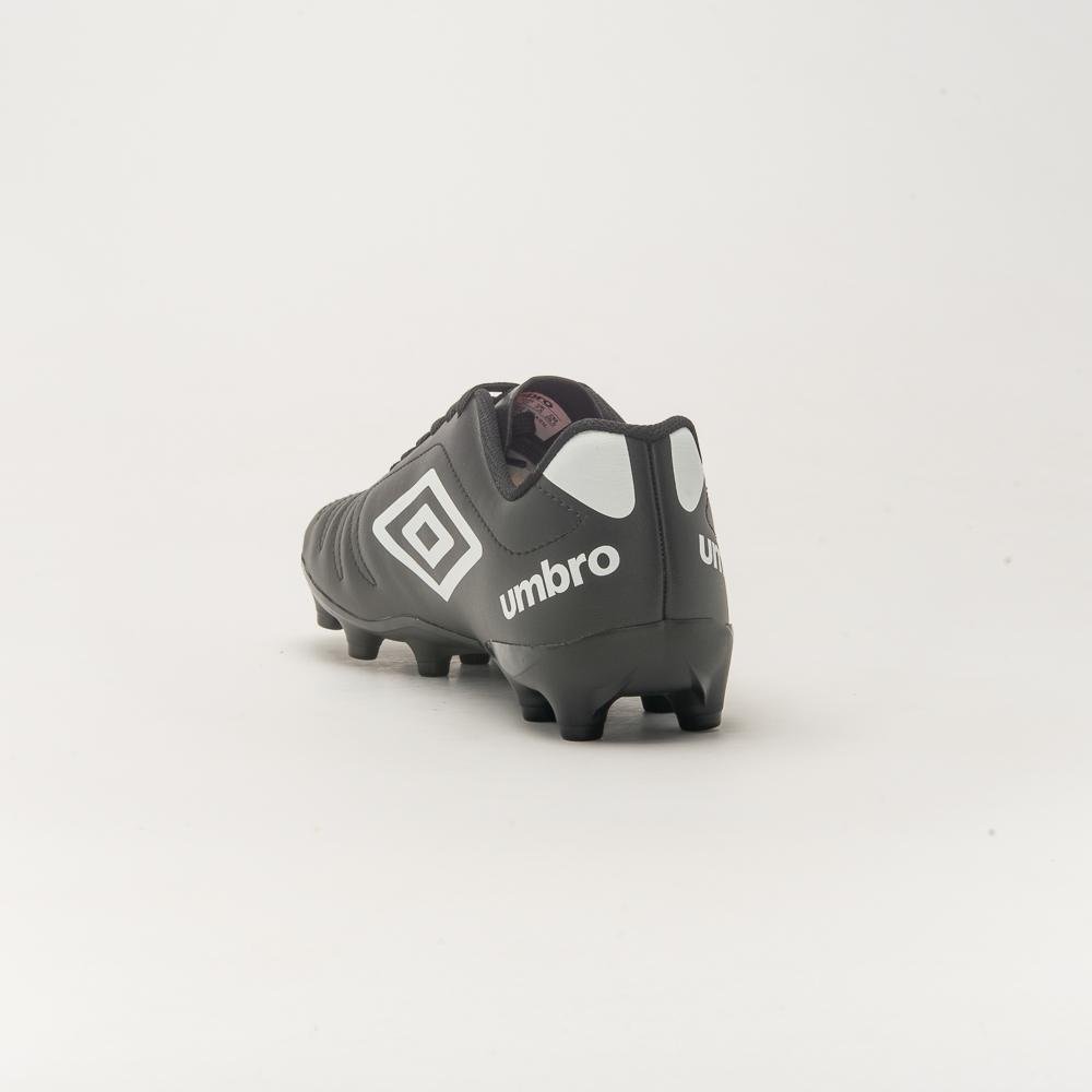 Chuteira Campo Umbro Class Preto 2