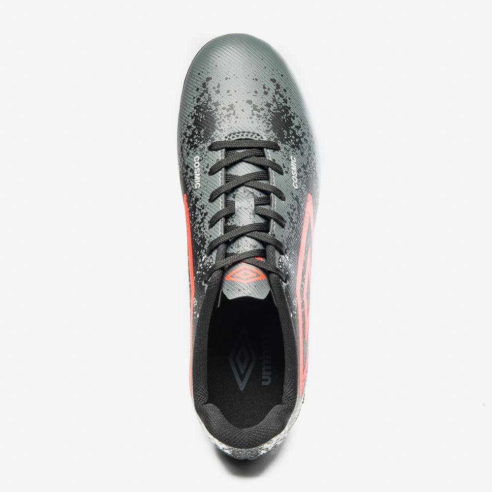 Chuteira Campo Umbro Cosmic Cinza 4