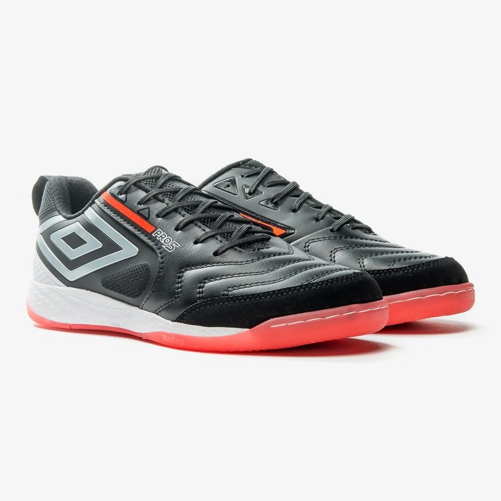 Chuteira Futsal Umbro Pro 5 Bump Preto 4