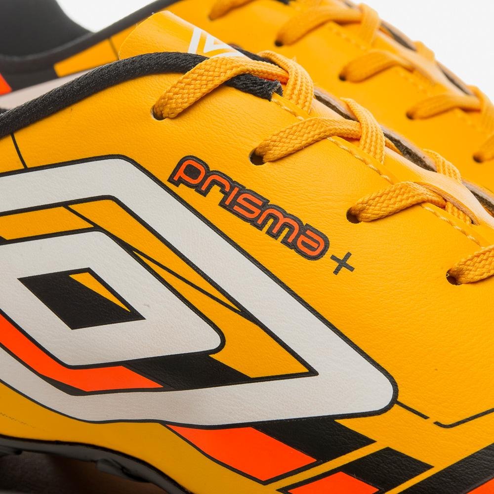 Chuteira Campo Umbro Prisma+ Laranja 7