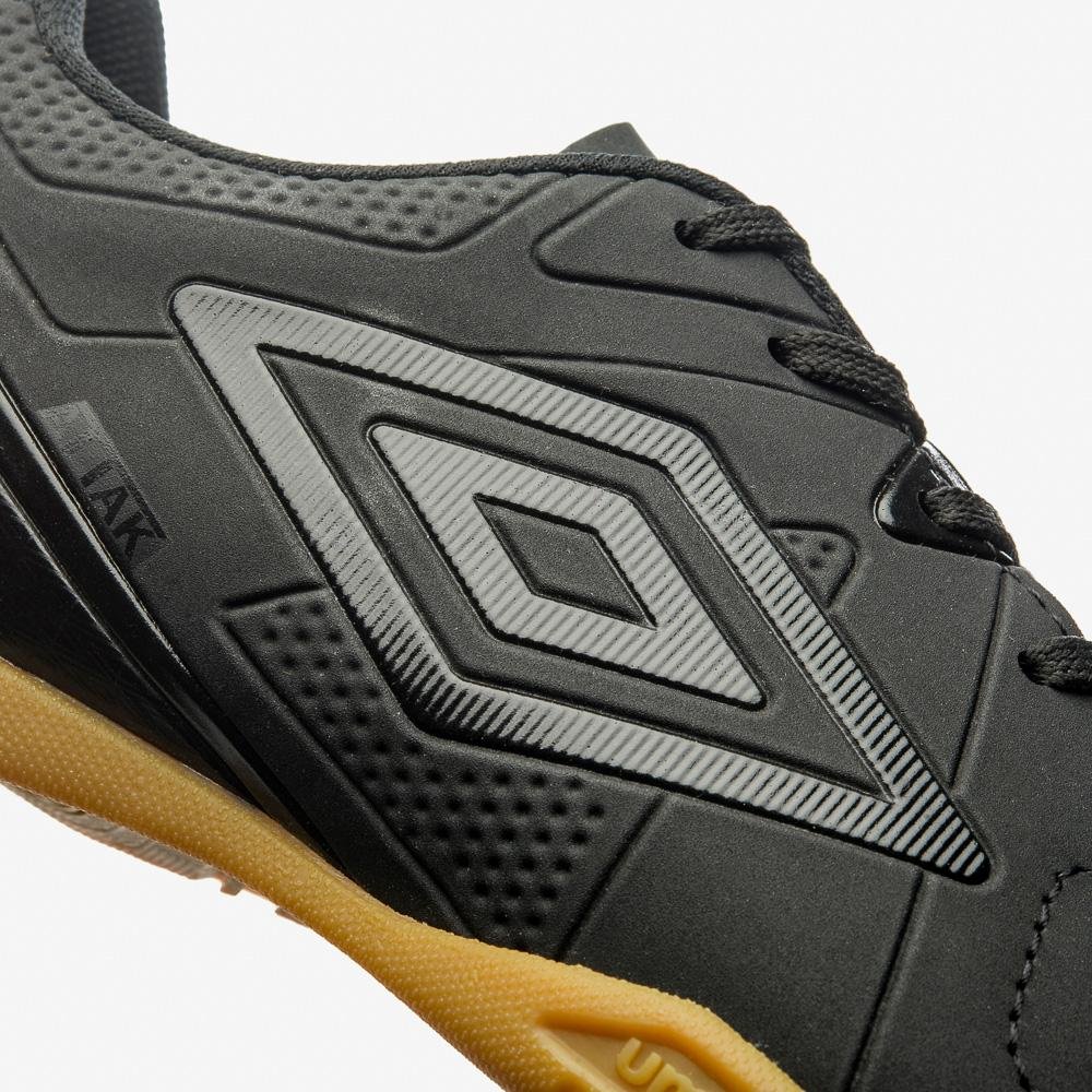 Chuteira Futsal Umbro Attak Eternal Preto 7