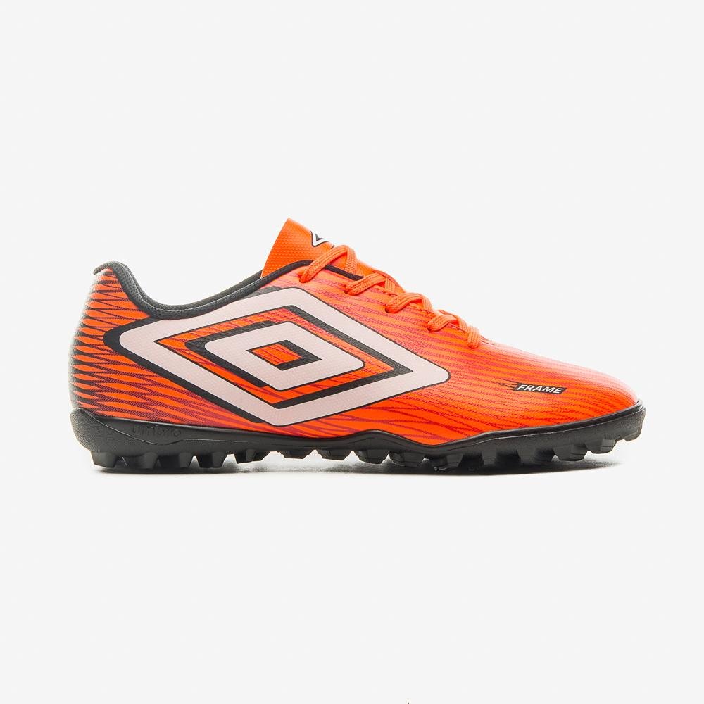 Chuteira Society Umbro Frame