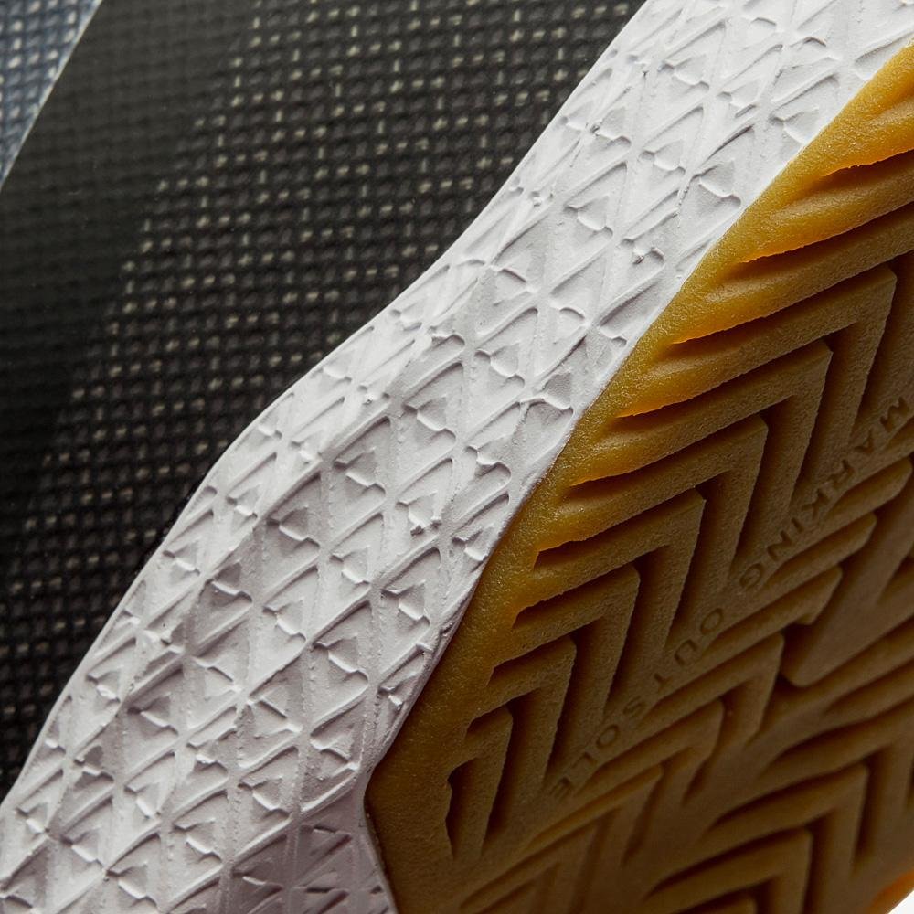 Chuteira Futsal Umbro Sala V Bump Pro Preto 8