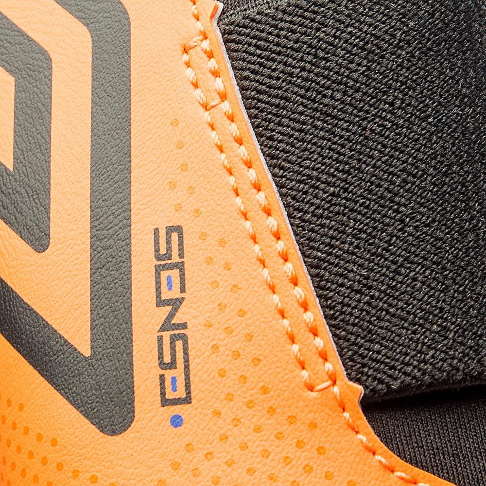 Chuteira Futsal Umbro Sense Kids Laranja 7