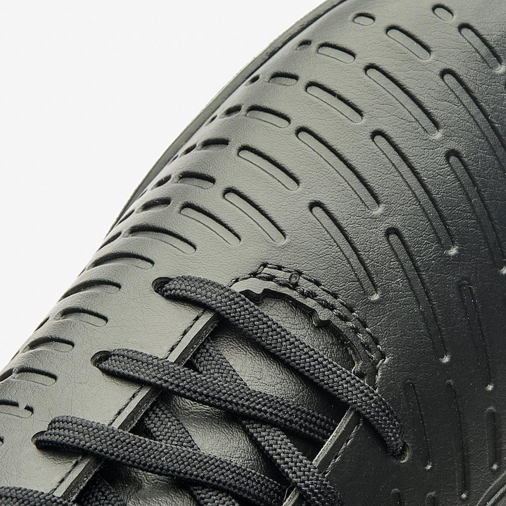 Chuteira Society Umbro Score Preto 8