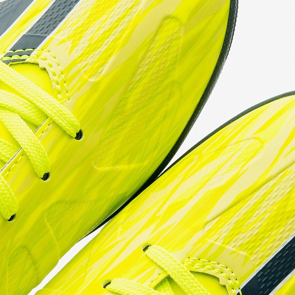 Chuteira Society Umbro Ultimate Amarelo 8
