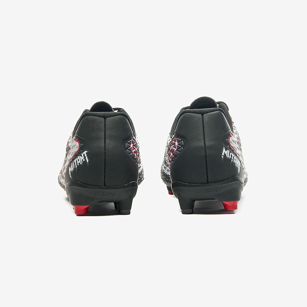 Chuteira Campo Umbro Mutant Preto 6