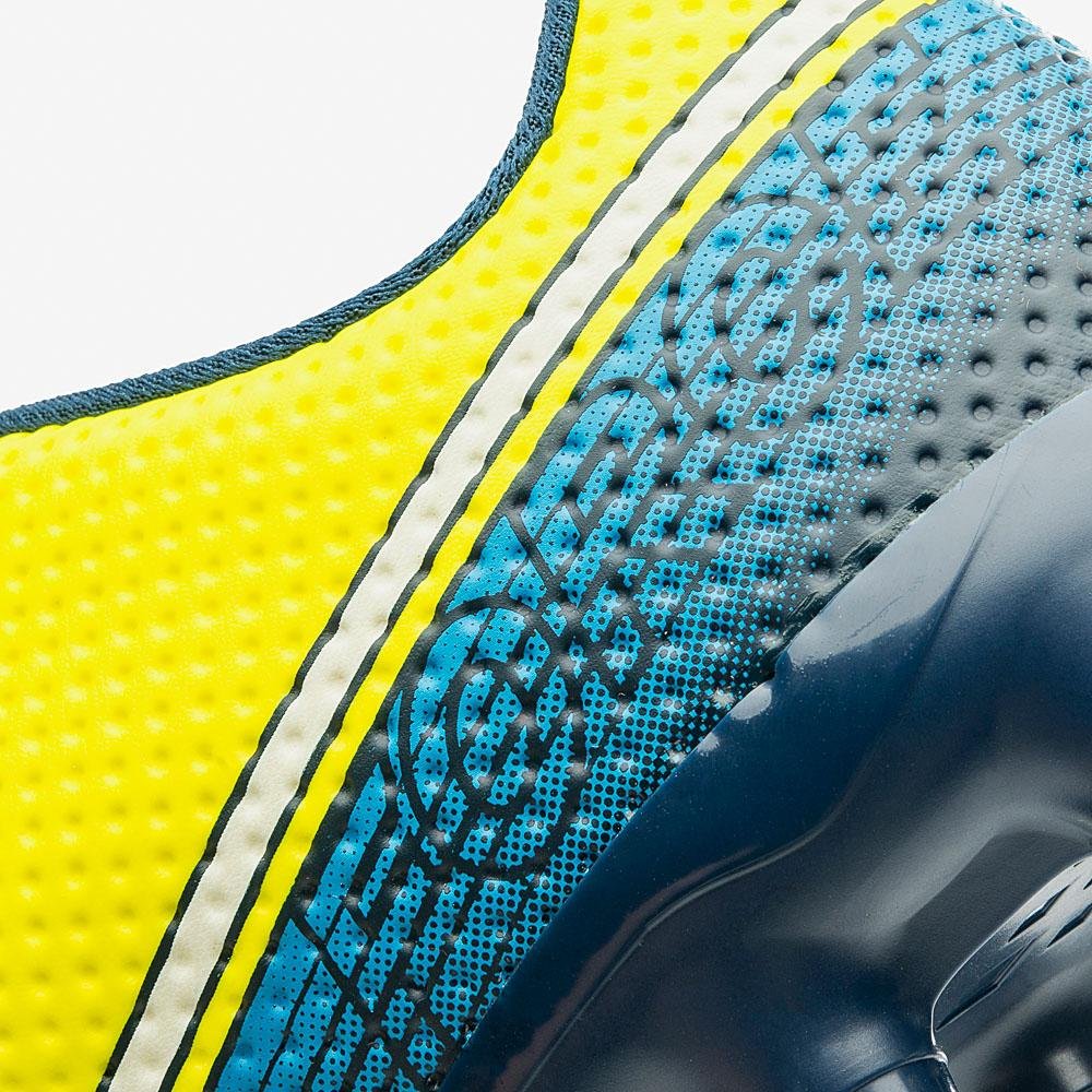 Chuteira Campo Umbro Force Amarelo 8