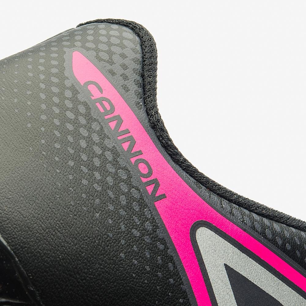 Chuteira Campo Umbro Cannon Jr Preto/Rosa 7