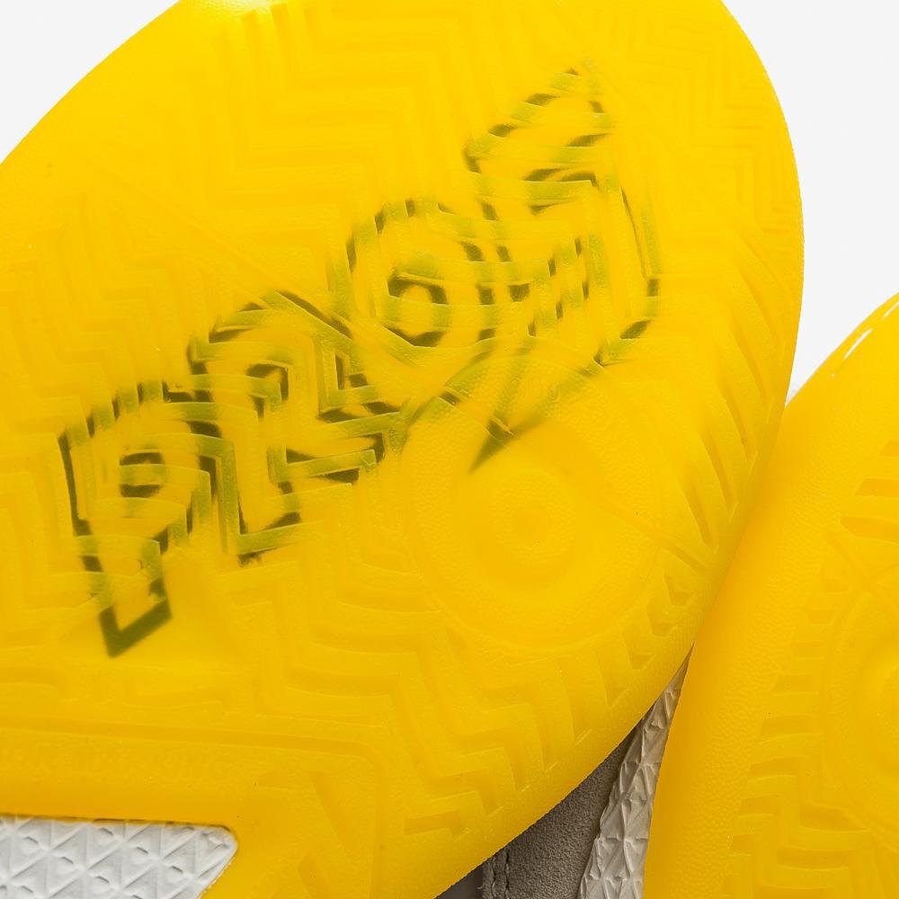 Chuteira Futsal Umbro Pro 5 Bump Branco 8