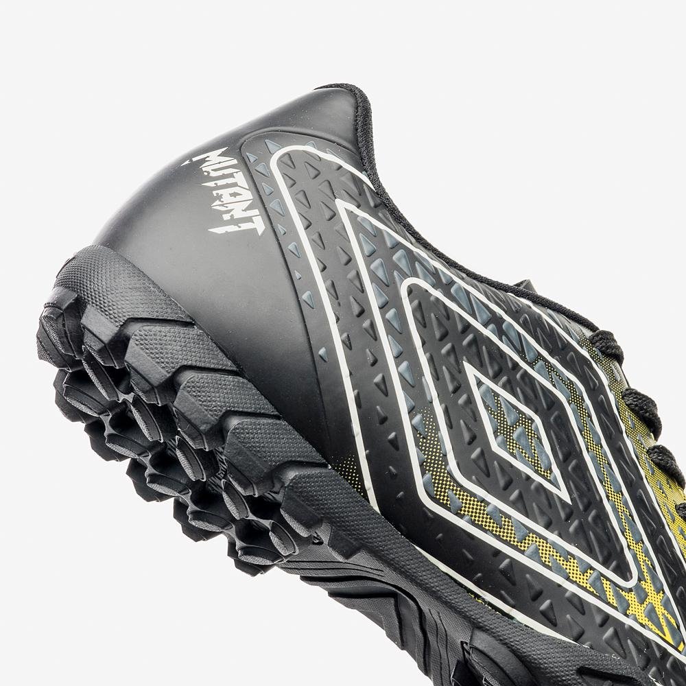 Chuteira Society Umbro Mutant Preto 5