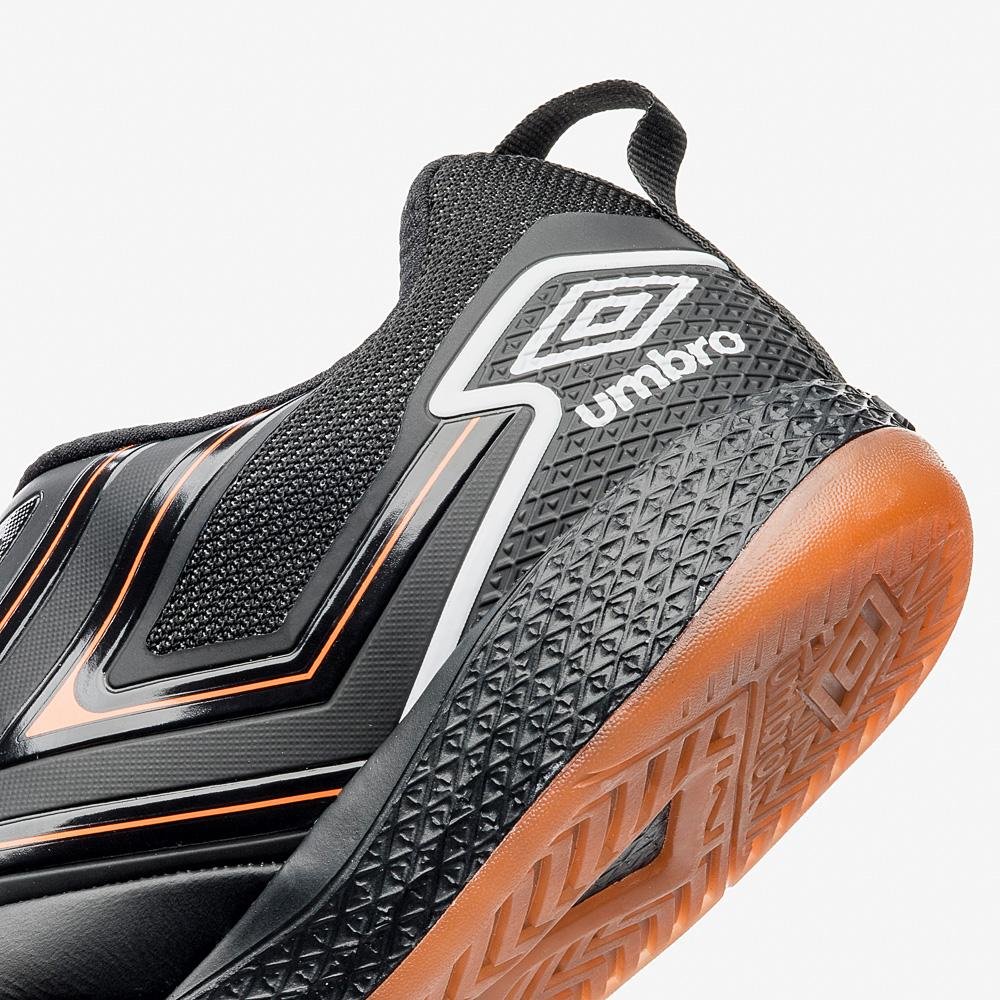 Chuteira Futsal Umbro Pro 5 Bump Preto 8