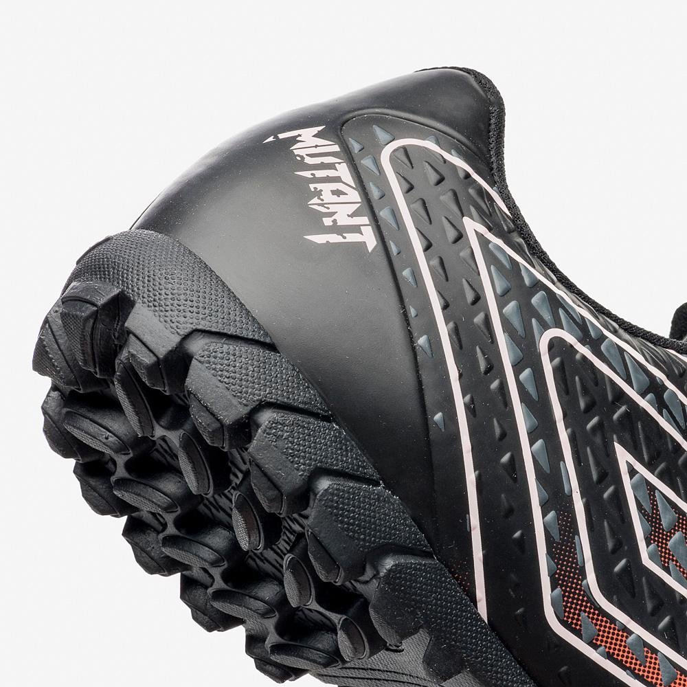 Chuteira Society Umbro Mutant Preto 8