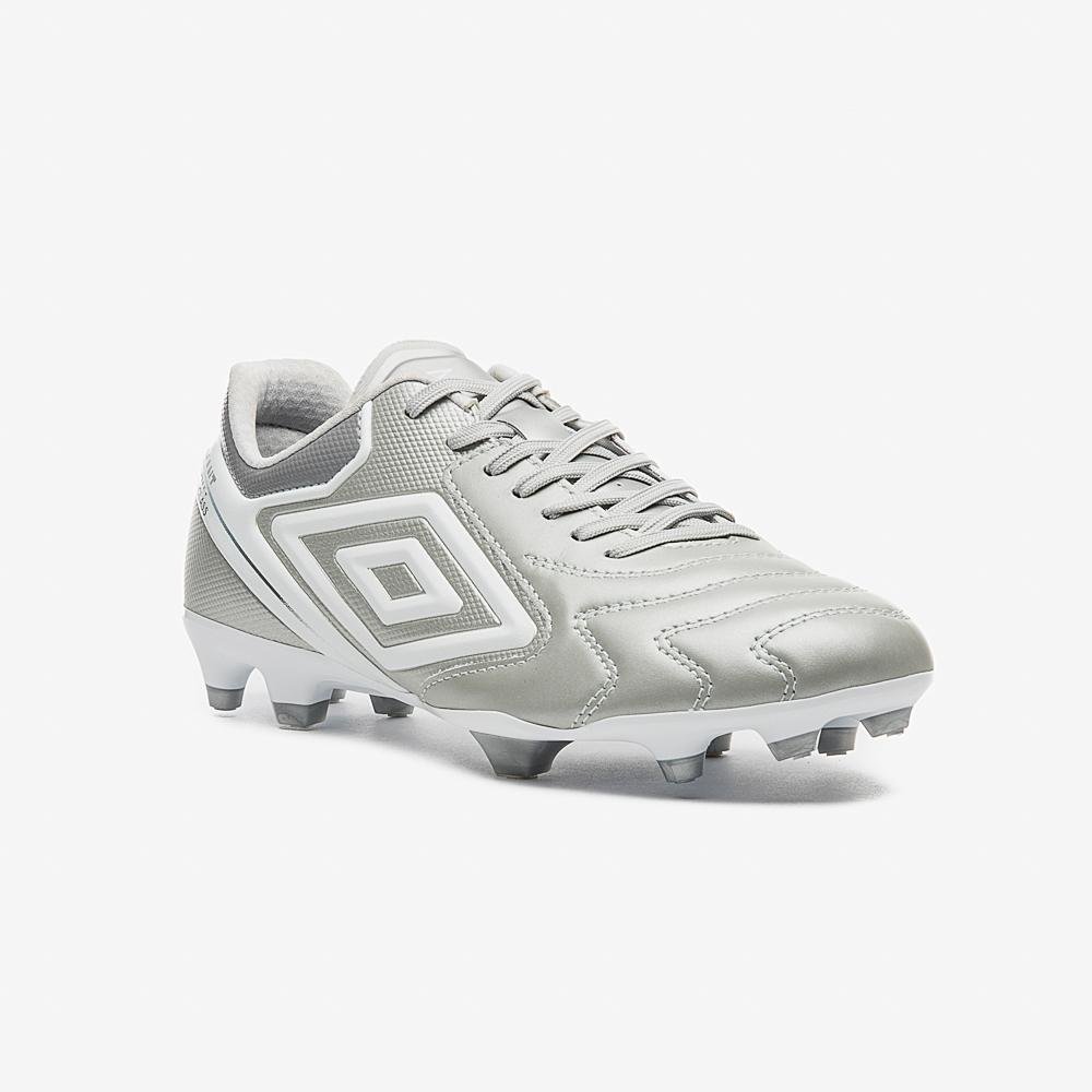 Chuteira Campo Umbro Adamant Master Class Premier Prata 3