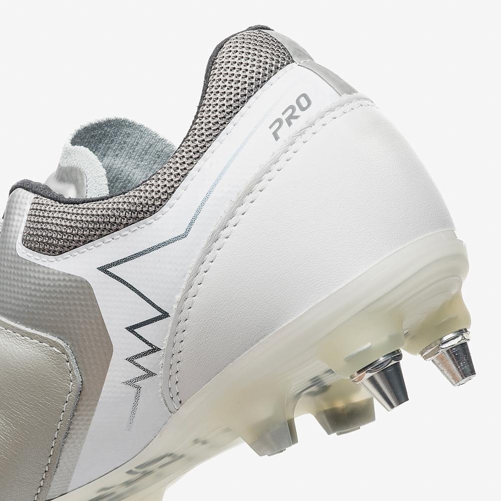 Chuteira Campo Umbro Adamant Master Class Pro Sg Prata 8