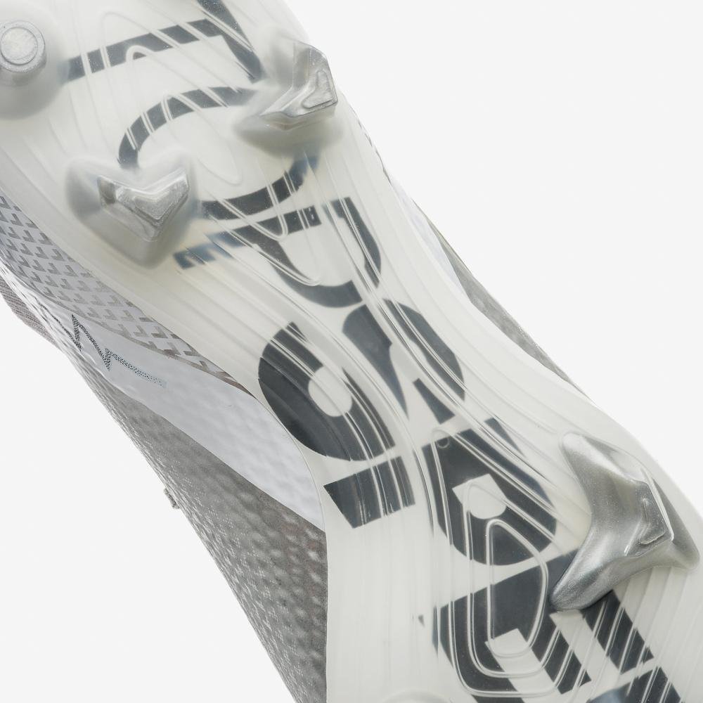 Chuteira Campo Umbro Adamant Top Speed Pro Prata 8
