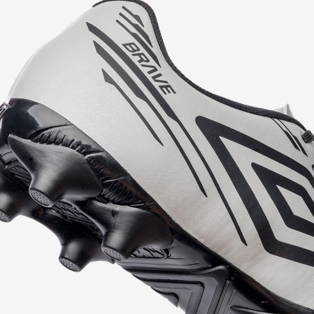 Chuteira Campo Umbro Brave Prata 7