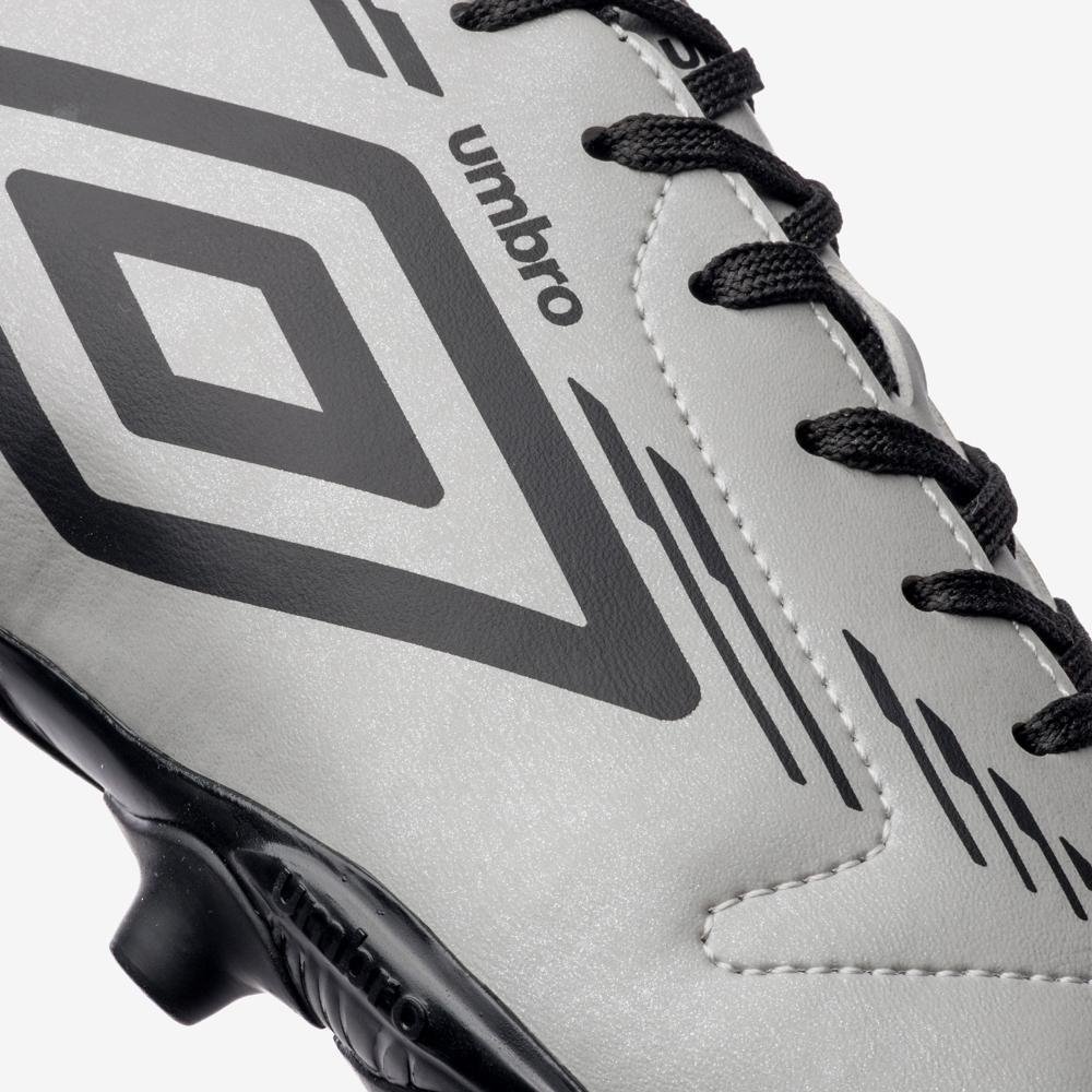 Chuteira Campo Umbro Brave Prata 8
