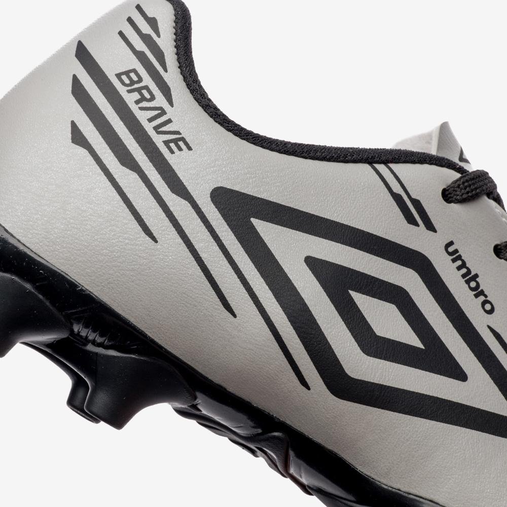Chuteira Campo Umbro Brave Jr Prata 7