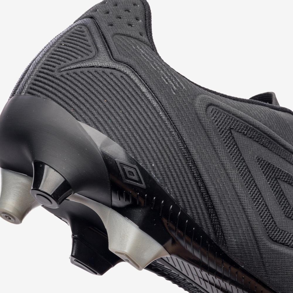 Chuteira Campo Umbro Attak Iii Preto 7