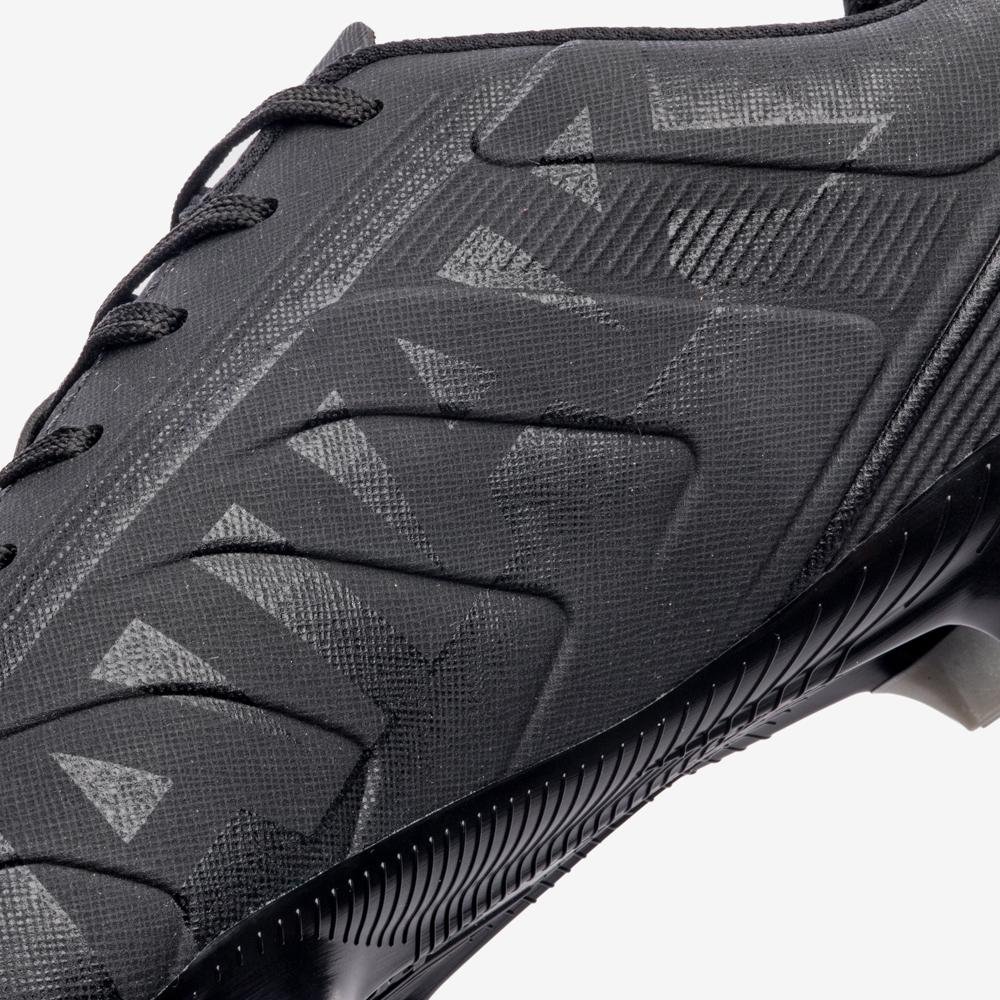 Chuteira Campo Umbro Attak Iii Preto 8