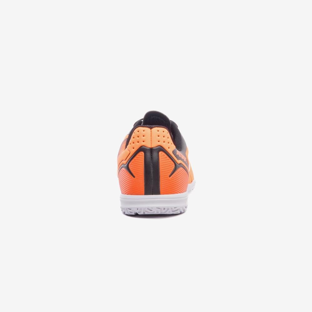 Chuteira Futsal Umbro Attak Iii Preto/Laranja 6
