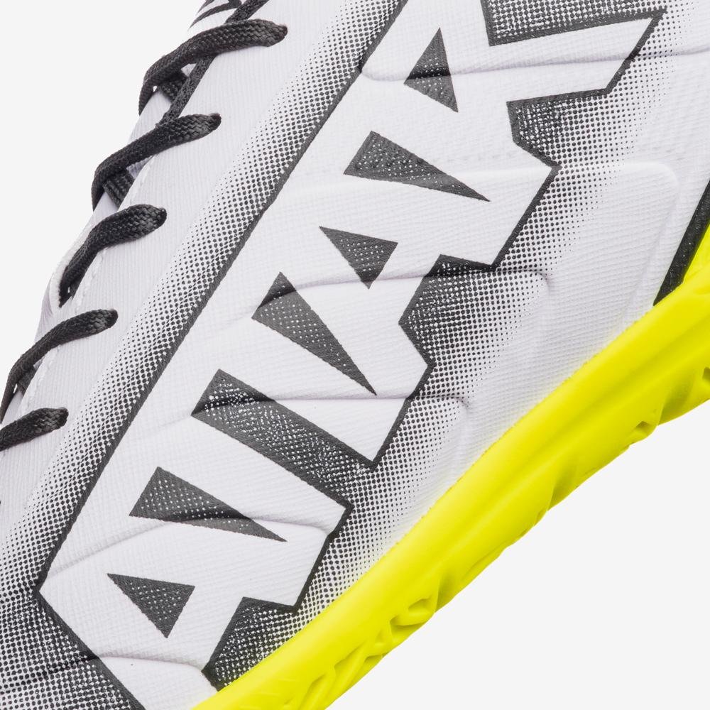 Chuteira Futsal Umbro Attak Iii Cinza/Laranja/Amarelo 8
