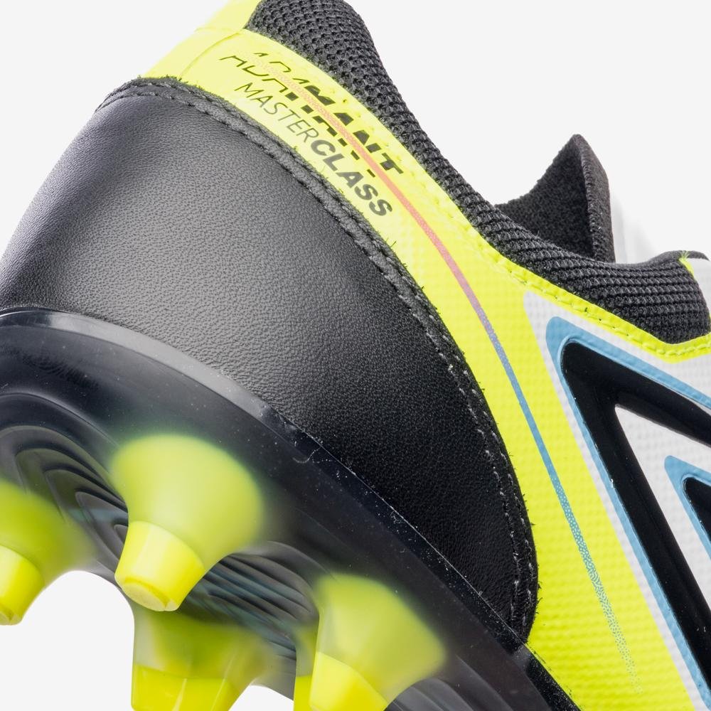 Chuteira Campo Umbro Adamant Master Class Pro Branco/Preto/Amarelo 8