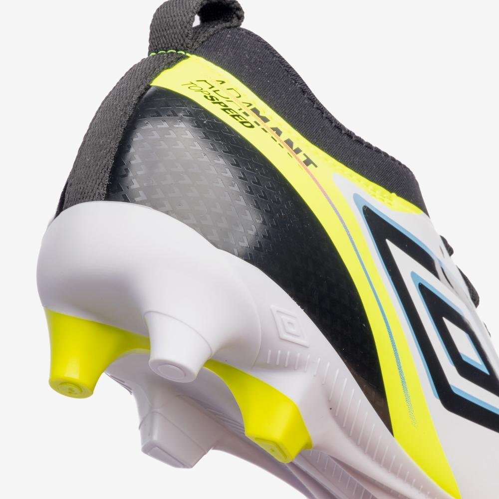 Chuteira Campo Umbro Adamant Top Speed Club Branco/Preto/Amarelo 7