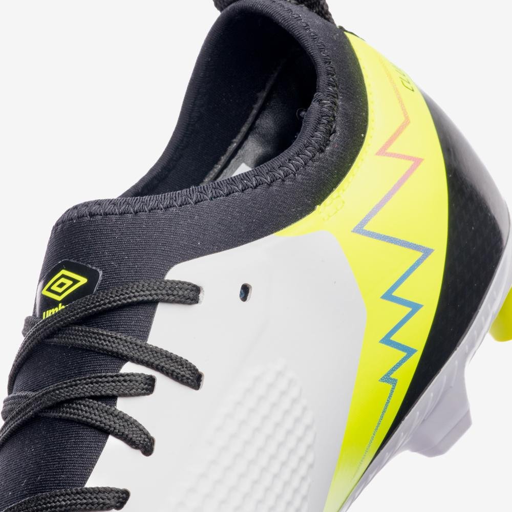 Chuteira Campo Umbro Adamant Top Speed Club Branco/Preto/Amarelo 8