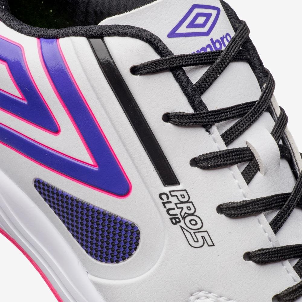 Chuteira Futsal Umbro Pro 5 Bump Club Branco/Preto/Rosa 7
