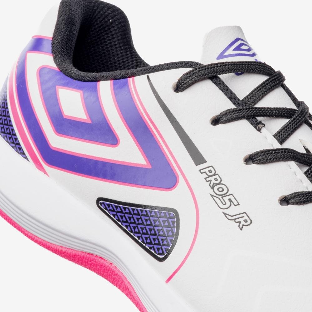 Chuteira Futsal Umbro Pro 5 Jr Branco/Preto/Roxo 7